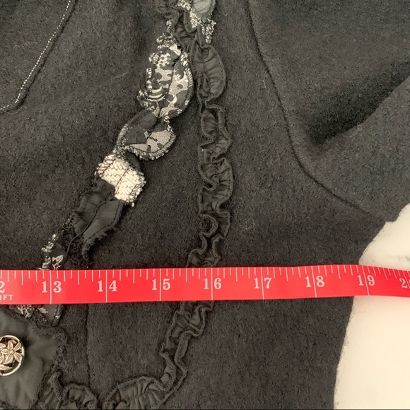 Women’s Winter Fancy Jacket. Black - Picture 11 of 15